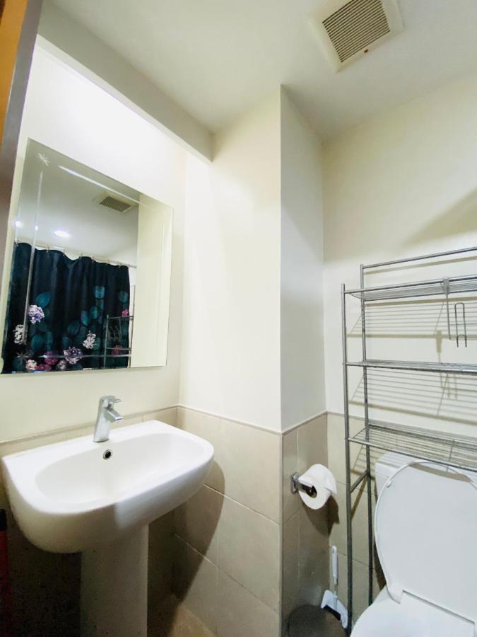 The Persimmon Condominium セブ市 エクステリア 写真