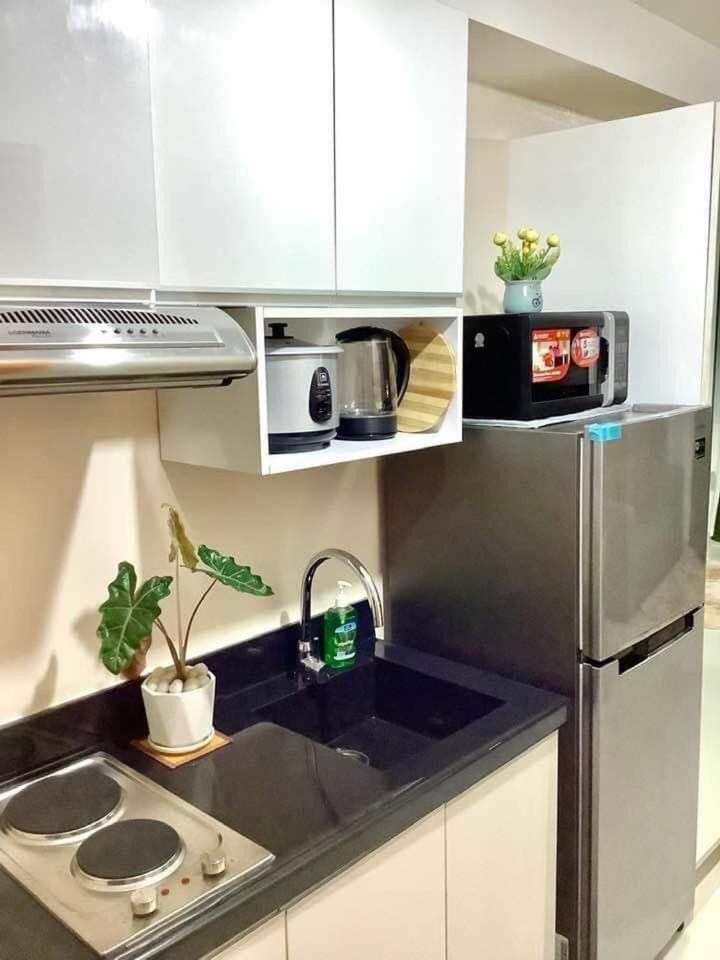 The Persimmon Condominium セブ市 エクステリア 写真