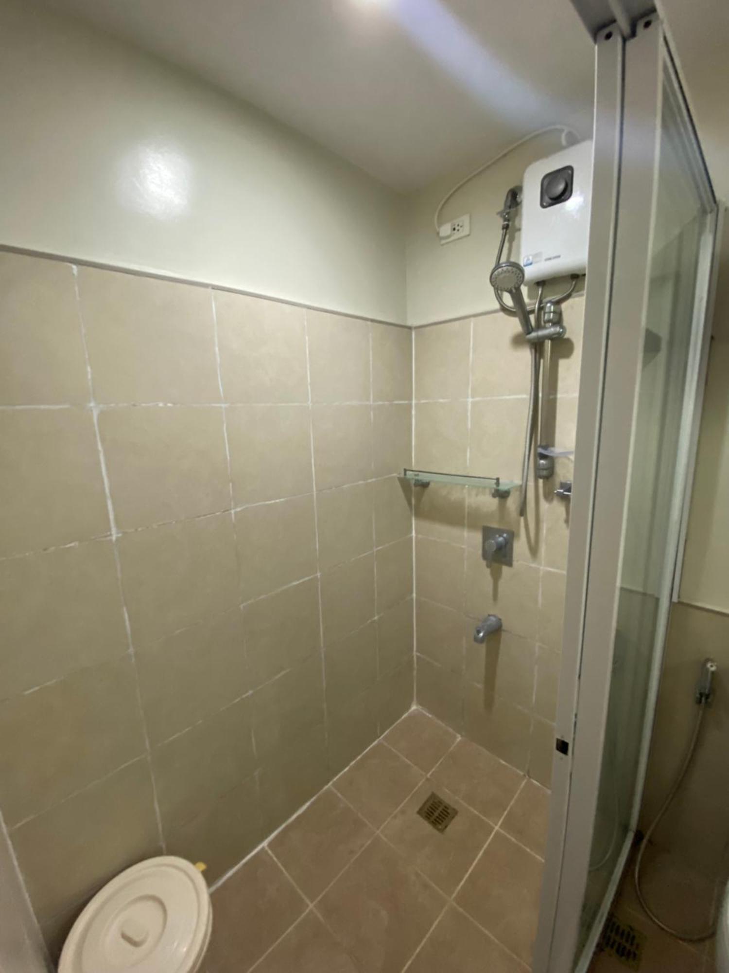 The Persimmon Condominium セブ市 エクステリア 写真