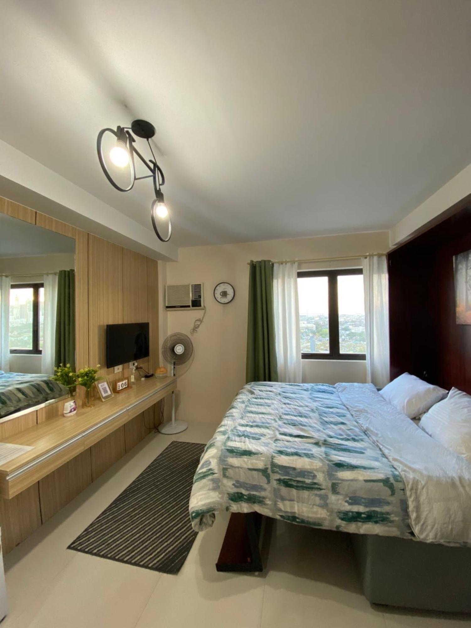 The Persimmon Condominium セブ市 エクステリア 写真