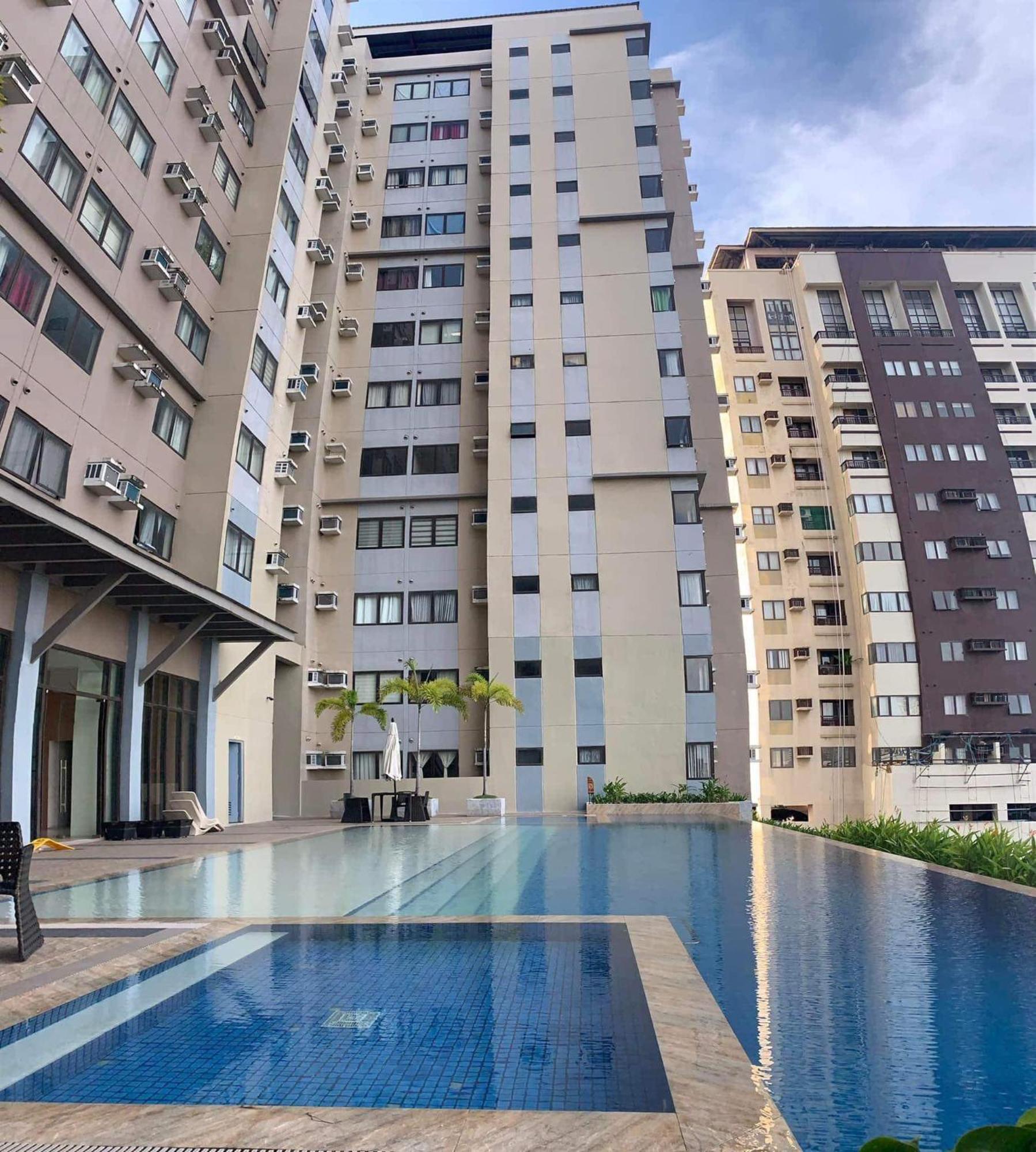 The Persimmon Condominium セブ市 エクステリア 写真
