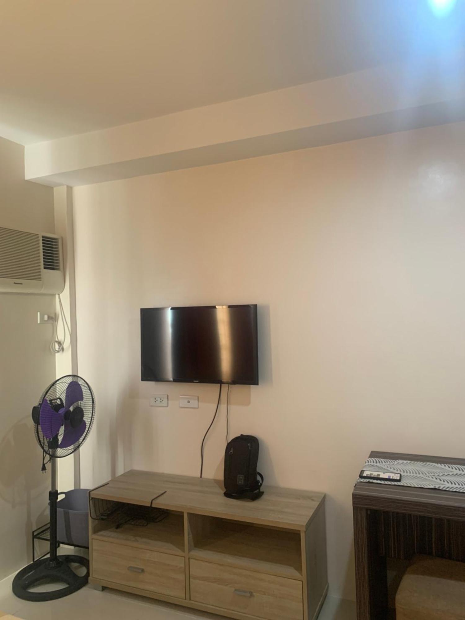 The Persimmon Condominium セブ市 エクステリア 写真