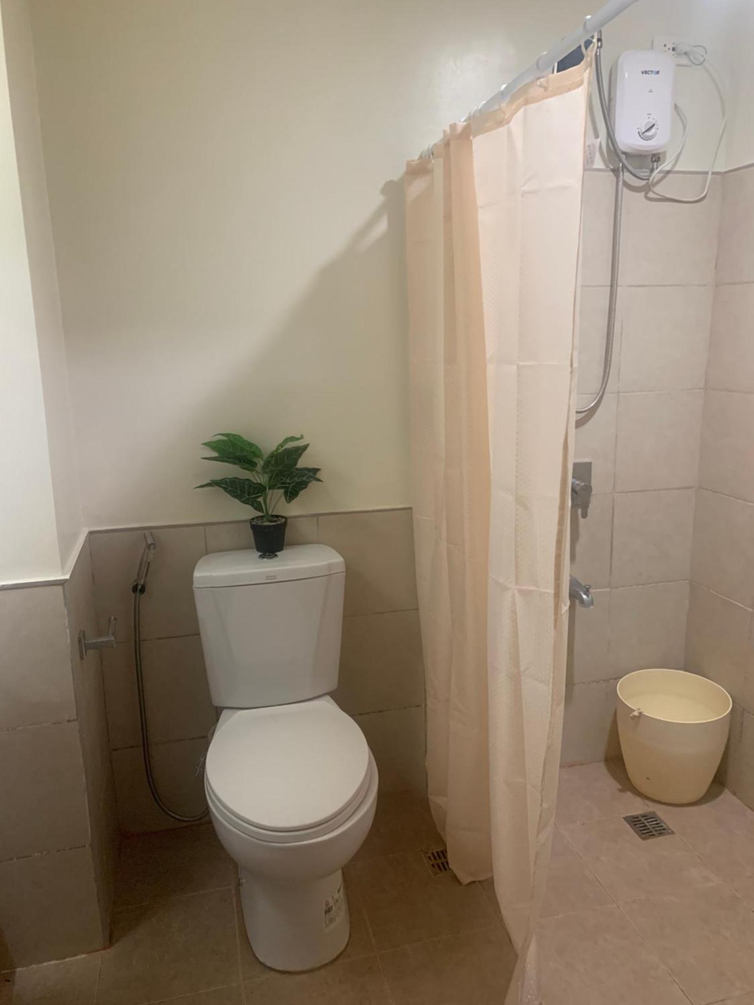 The Persimmon Condominium セブ市 エクステリア 写真